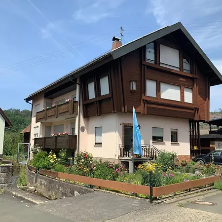 Freistehendes Mit Suedbalkon By Interhome