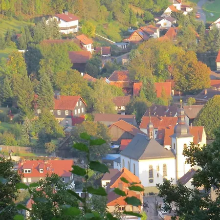 Freistehendes Mit Suedbalkon By Interhome *
